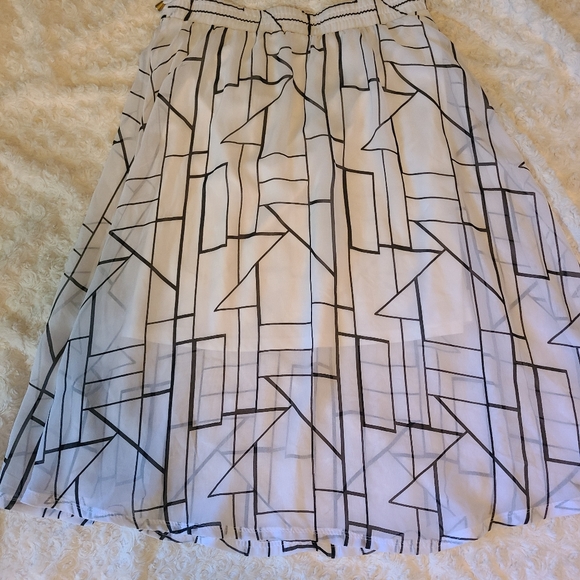 Worthington White Skirt PS - Picture 4 of 5